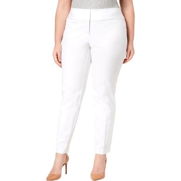 Alfani Women's Flat Front Slim White Cropped Pants Size 14 Nwt - Picture 1 of 12